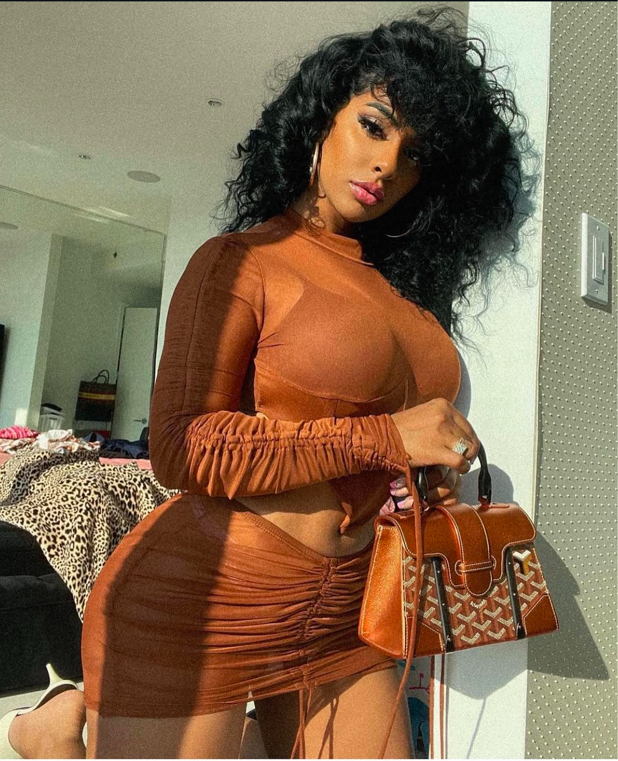 Pretty brown set