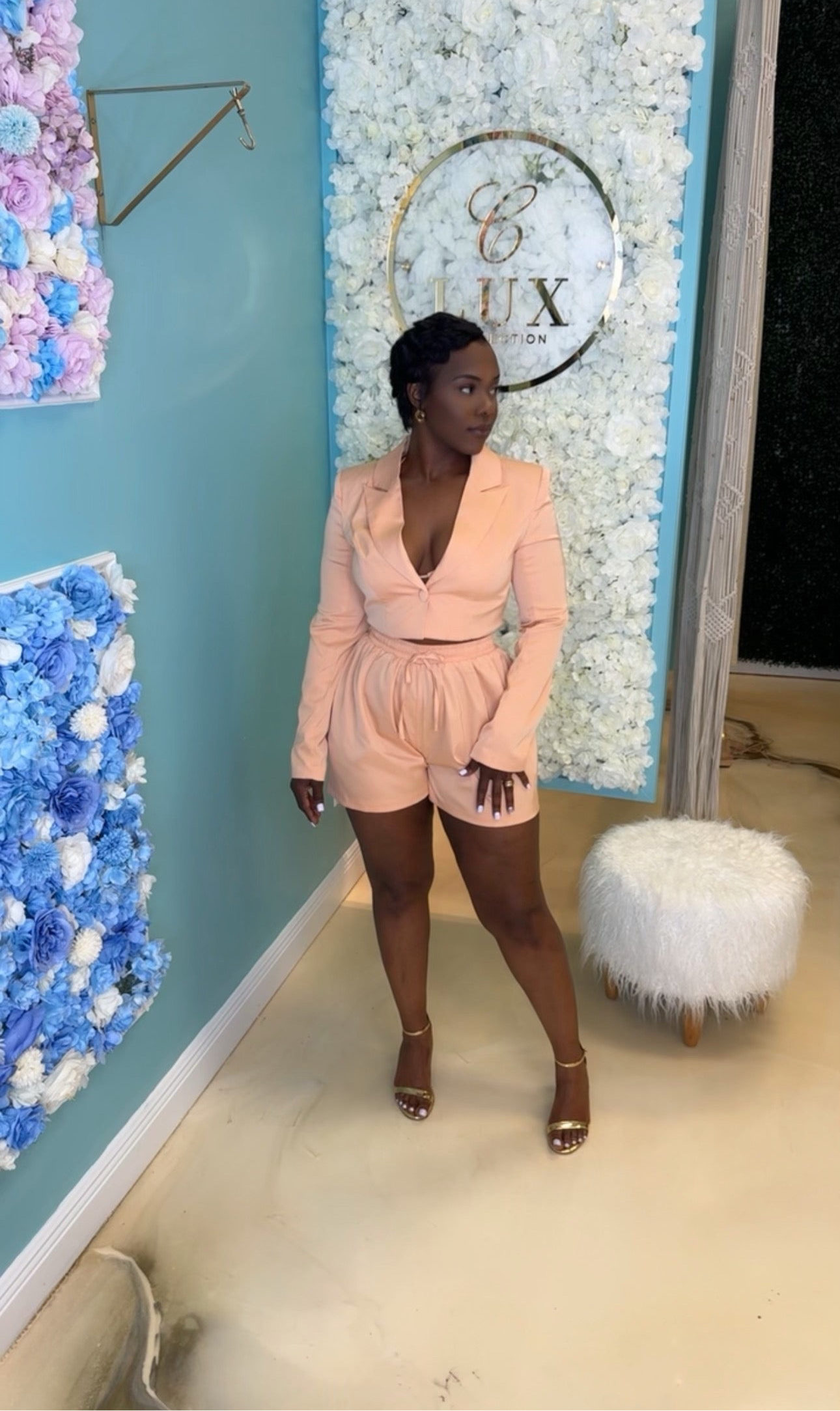 COOL BUT CLASSY SHORT SET -
PEACH