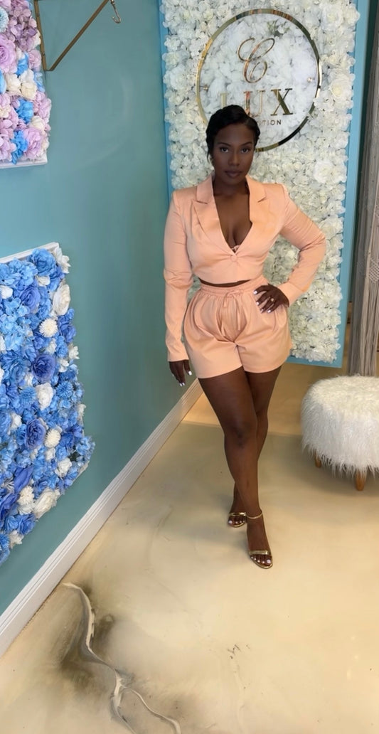 COOL BUT CLASSY SHORT SET -
PEACH