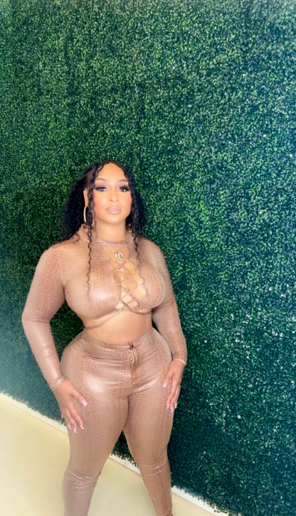 LUXE Python Lace-Up Set